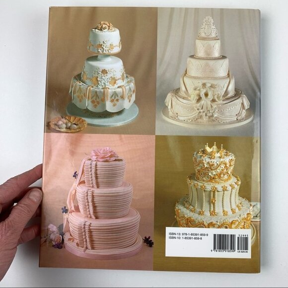 Romantic Wedding Cakes Cookbook - Picture 2 of 12